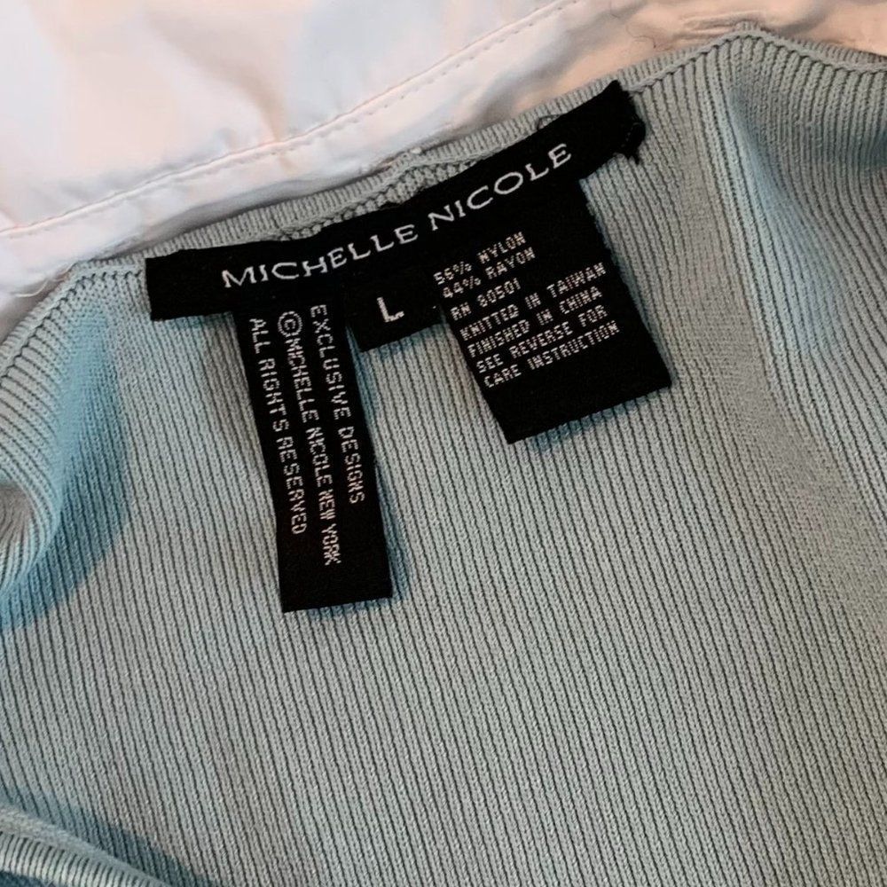 Michelle Nicole Light Blue V-Neck Sweater - Picture 4 of 7